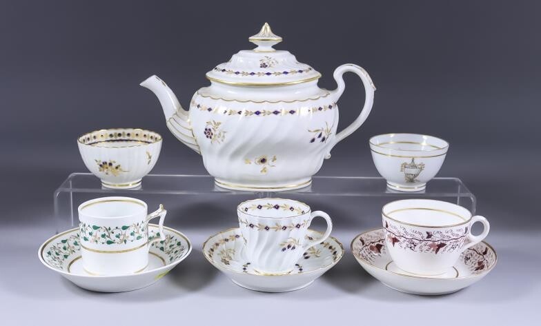 A Small Collection of English Porcelain Tea Wares, 18th/19th...