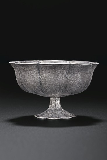 A VERY FINE PETAL-LOBED SILVER STEM CUP, TANG DYNASTY (AD 618-907)