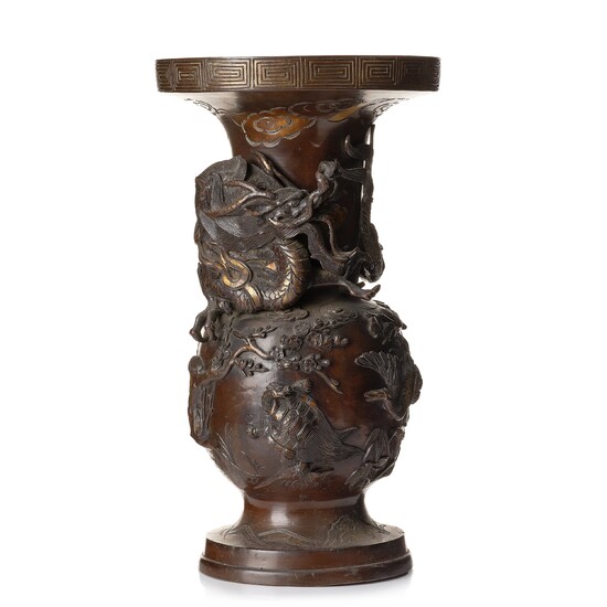 A large Japanese bronze vase, Meiji period (1868-1912).