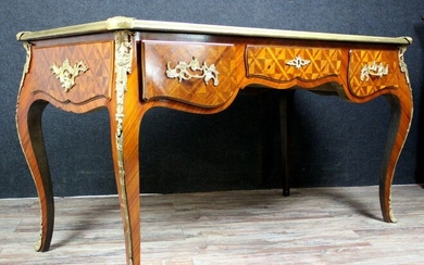 According to Charles Cressent large flat desk with double sided inlay of precious wood - Wood - Late 19th century