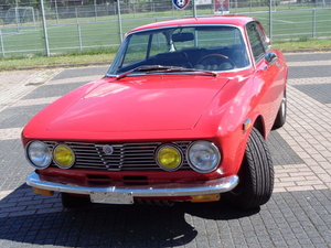 Alfa Romeo - 2000 GT Veloce - 1974