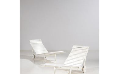 Alvar Aalto (1898-1976) Paire de chaises longues