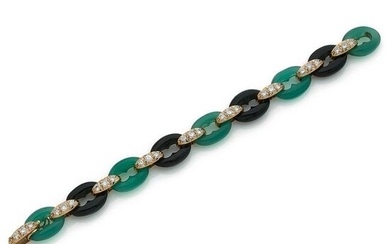 Articulated bracelet with alternated onyx and green