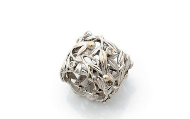 Aude LECHÈRE Ring in openwork 18K grey gold (750‰) with a foliage decoration, enhanced