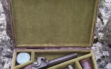 Belgium - 19th Century - Mid to Late - Antique wood case, Powder & shot measures - Percussion - Pistol