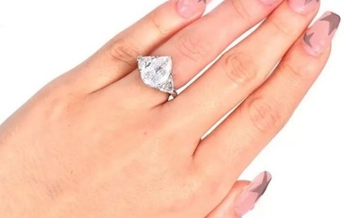 CARTIER 5.45 Carat Pear-Shaped Diamond Platinum Ring