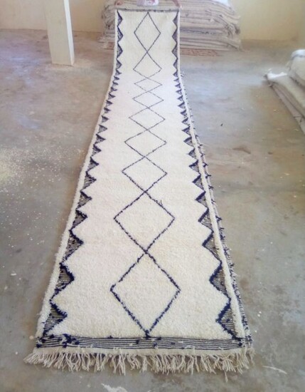 Carpet - 300 cm - 90 cm