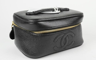 Chanel CC Vanity Case in Caviar Leather