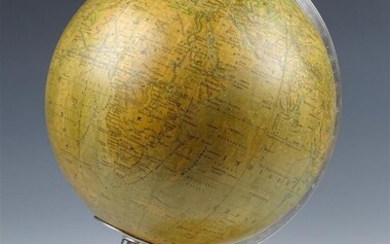 (-), Duitse globe in verchroomd montuur op houten...