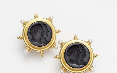 Elizabeth Locke Venetian Glass Intaglio Pearl Earrings