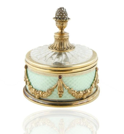 FABERGE JEWELLED GOLD MOUNTED SILVER GILT AND GUILLOCHE ENAMEL PILL BOX, CIRCA 1908-1927