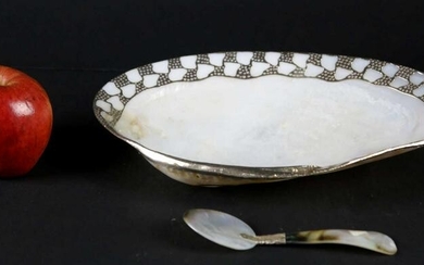 FINE SILVER MOUNTED MOTHER OF PEARLE CAVIAR SERVER