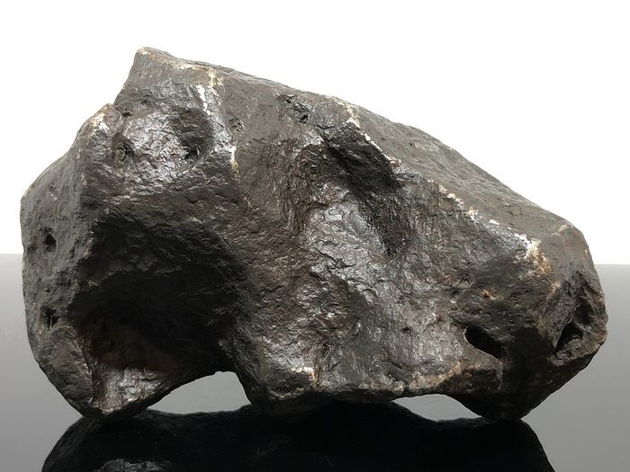 Field of Heaven. Metal Meteorite 4500 years old - 1.86 kg