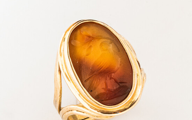 Gold Hardstone Intaglio Ring