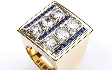 Gold, sapphires and diamonds vintage ring 18k yellow gold, set with old european cut diamonds...