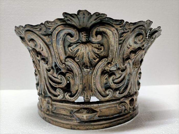 Great Crown of 700 - Silver - Late 18th century