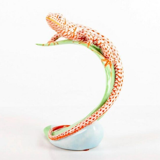 Herend Porcelain Figurine, Lizard Lying (Red)