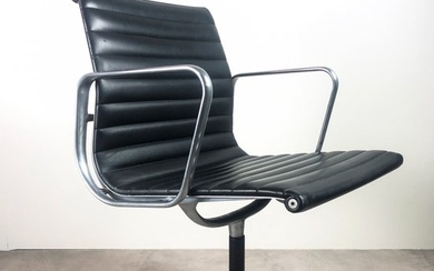 ICF - Charles Eames, Ray Eames - Chair - EA108 - Aluminium, Leather