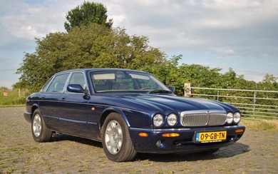Jaguar - Sovereign - 2000
