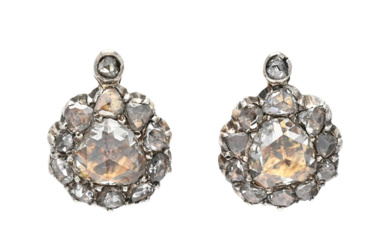 Jewellery Earrings EARRINGS, silver/14K gold, rose cut diamonds, measurements ...