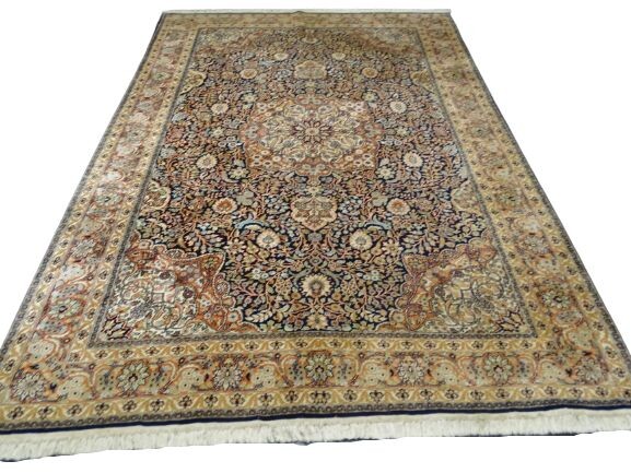Kaschmir Seide - Carpet - 275 cm - 190 cm