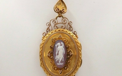 Large Victorian 18K Gold and Banded Agate Cameo Locket, Antique...