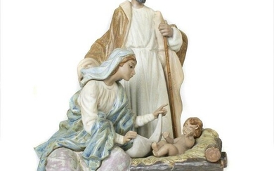 Lladro matte porcelain figural sculpture of the Holy