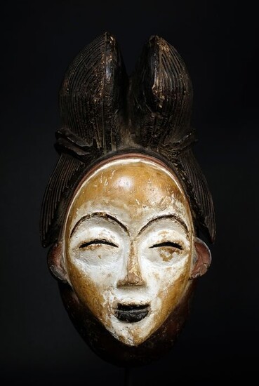 Mask (1) - Wood - Gabon - 1st half 20th century