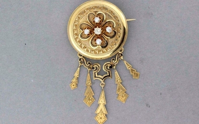 Napoleon III brooch in gold decorated with a pearl retaining...