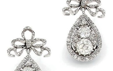 Pair of earrings in white gold (750) and...