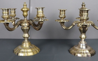 Paire de chandeliers en bronze doré et argenté à 4 lumières, de style Louis XV,...
