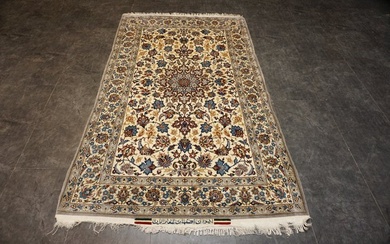 Persian isfahan signed - Carpet - 178 cm - 103 cm