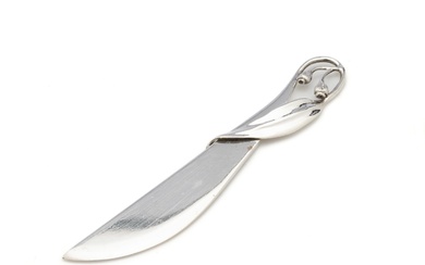 Peter Gertler - Melbourne, Australia, gold/silversmith, Sterling Silver Arts and Crafts Pate Knife with botanical motif. L:11.5cm Weight:21.20gm