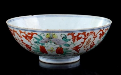 Porcelain bowl with polychrome floral decoration