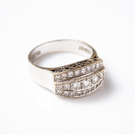Ring 18k white gold diamonds Ring 18 k vitguld diamanter