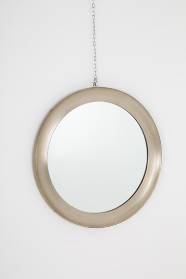 Round mirror in nickel-plated metal. '60s-'70s