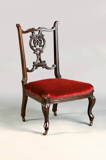 Salon chair, England, 2.h.19.th c., Queen- Anne-style,...
