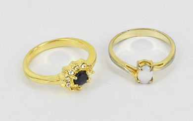 TWO COSTUME JEWELLERY RINGS