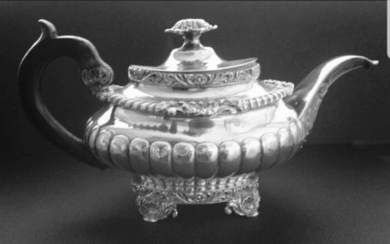 Teapot (1) - Silver - France - Late 19th century