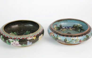 Two Similar Cloisonne Enamel Bowls, late Qing, circa 1900