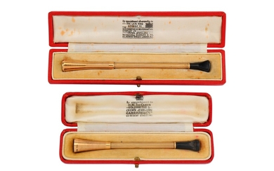 Two cased Elizabeth II 9 carat gold cigarette holders, Birmingham 1963 and 1953 by Cohen & Charles