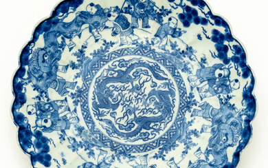 VERY LARGE CHINESE BLUE AND WHITE PORCELAIN PLATE WITH FIGURAL...
