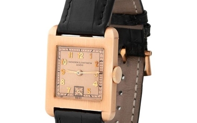Vacheron Constantin. Elegant and Rare Art Deco Square Shape Wristwatch in Pink Gold, With Salmon Dial