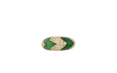 Van Cleef & Arpels Gold, Green Onyx and Diamond Bombé Ring, France