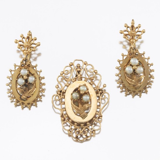Victorian Style Brooch and Matching Earrings