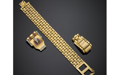 WEINGRILL Yellow gold modular supple bracelet with two detachable scroll and buckle clips of cm 3.5x2, the latter accented with…Read more
