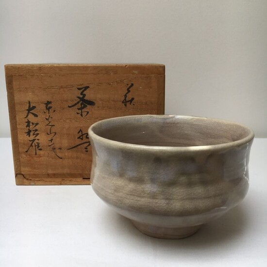 chawan, Tea bowl - Earthenware - Japan - Early 20th century