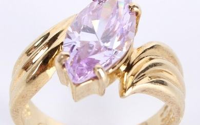 10K YELLOW GOLD AMETHYST MARQUISE LADIES RING