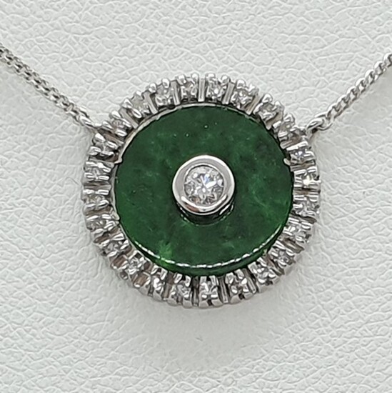 14 kt. White gold - Necklace with pendant - 0.10 ct Jade - Diamonds