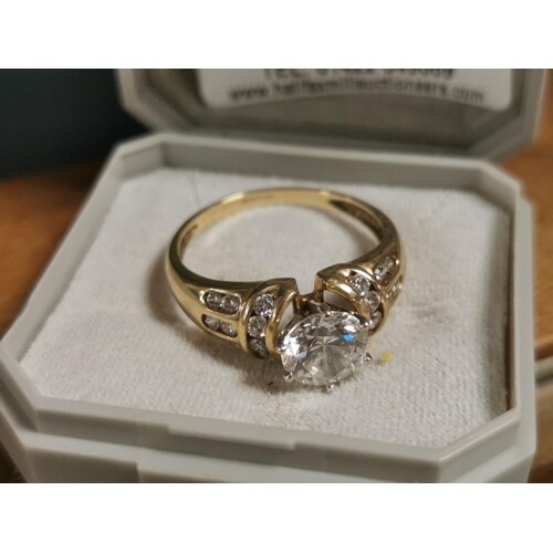 14ct Gold & Marcasite/CZ Ring